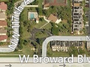11540 NW 1st St, Plantation, FL 33325