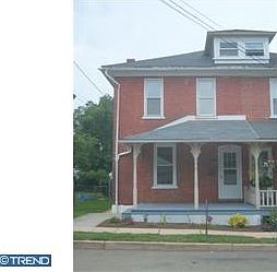 1st image of 319 Chase St