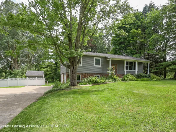 1351 W Stoll Rd, Dewitt, MI 48820