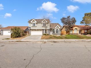 1033 Hastings Ave, Rosamond, CA 93560