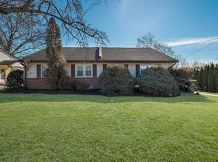 427 Saw Mill Ln, Horsham, PA 19044