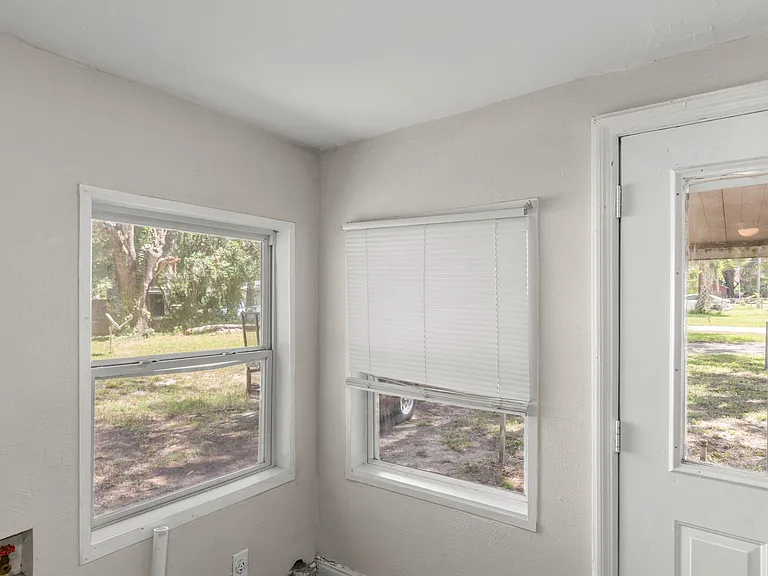 119 County Road 494 — Photo 4