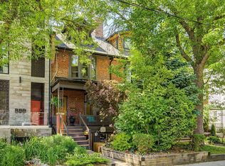224 Lippincott St #1, Toronto, ON M5S 2P5