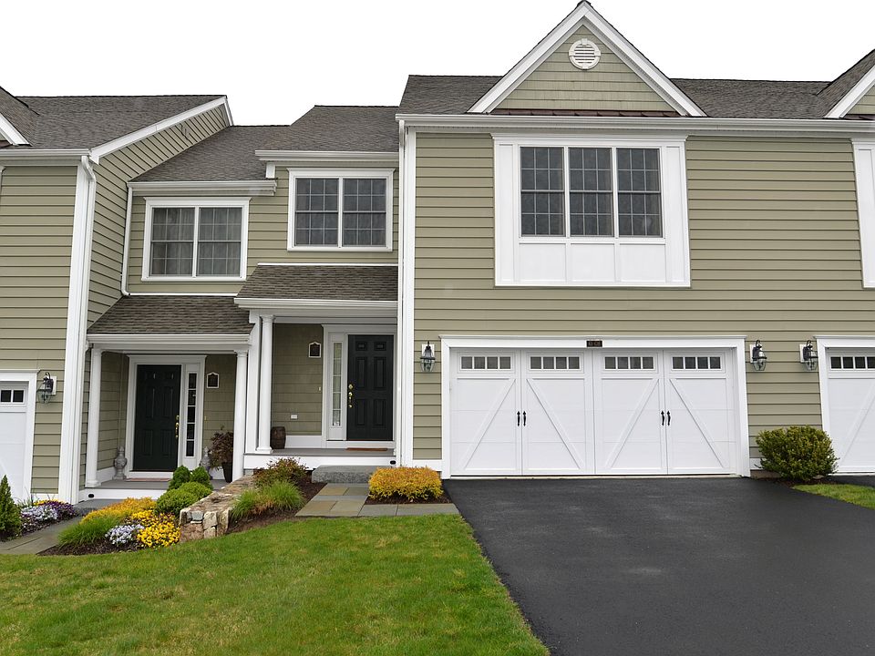 1st image of 61 Great Heron Ln #61