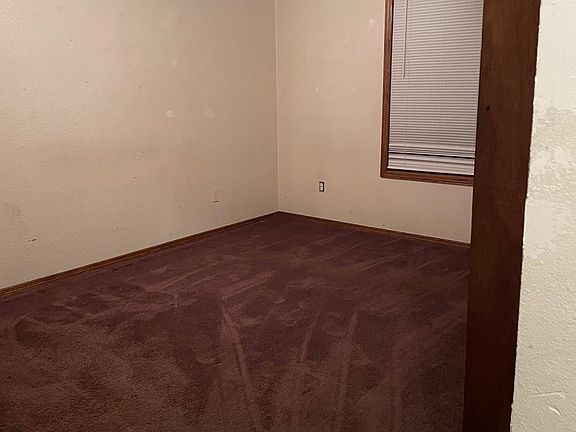 2nd image of 5015 W 5th Pl