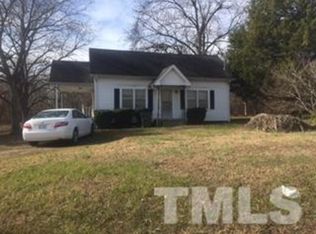208 Maple Dr, Oxford, NC 27565