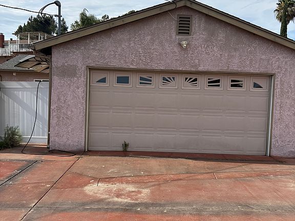 2nd image of 1494 Greenfield Dr