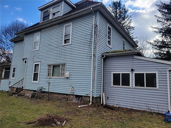 2nd image of 2256 Townline Rd