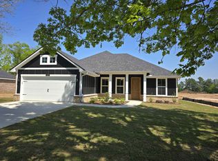 602 Kidd Dr, Chandler, TX 75758