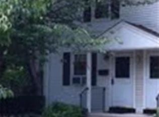 151 Sylvan Knoll Rd, Stamford, CT 06902