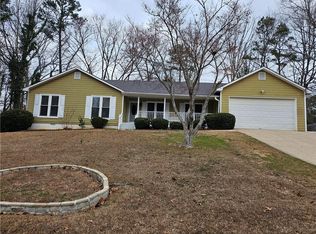 619 Oak Moss Dr, Lawrenceville, GA 30043