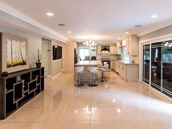3rd image of 20370 Lake Canyon Dr