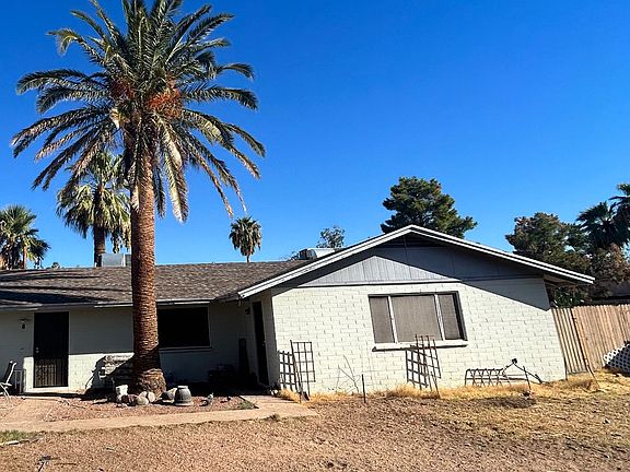 2nd image of 909 N Grand #C