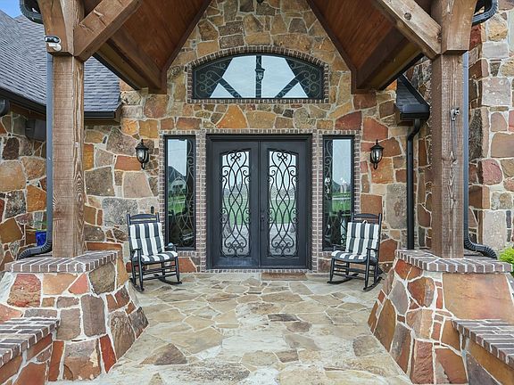 4th image of 5900 Florance Rd