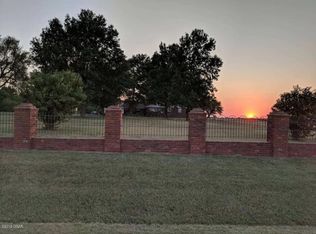 232 NE 20th St, Columbus, KS 66725