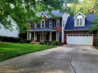 6351 Pink Dogwood Ln, Charlotte, NC 28262
