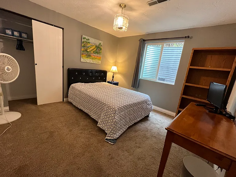 Stonehedge Dr — Photo 13