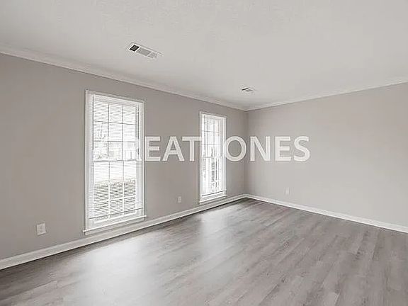 3rd image of 2517 McGraw Ct