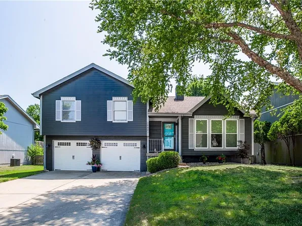 10621 N Campbell St, Kansas City, MO 64155