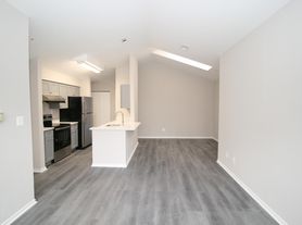 18525 Boysenberry Dr