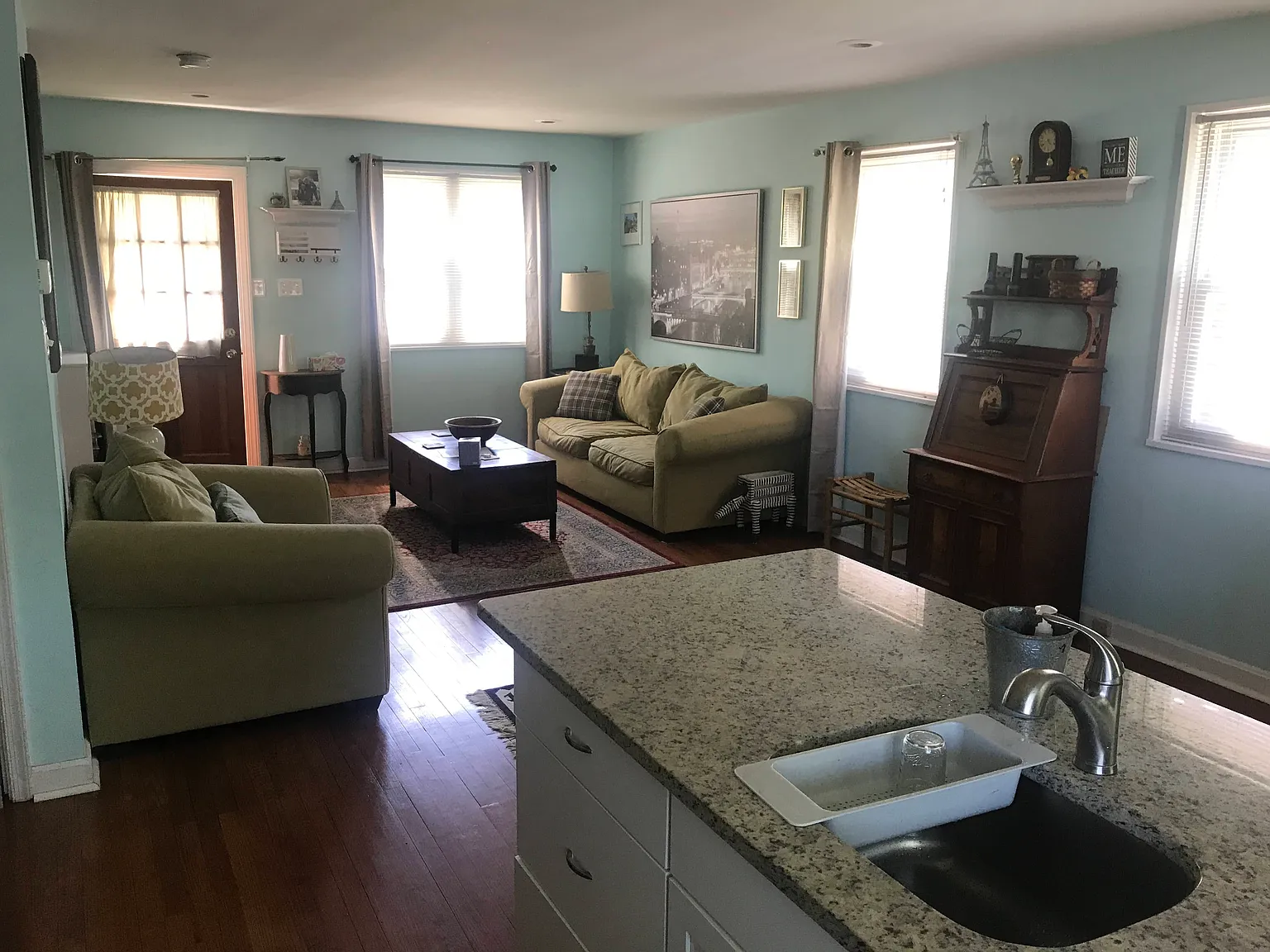 3 bed, 1428 sqft, $3,891 — Photo 4