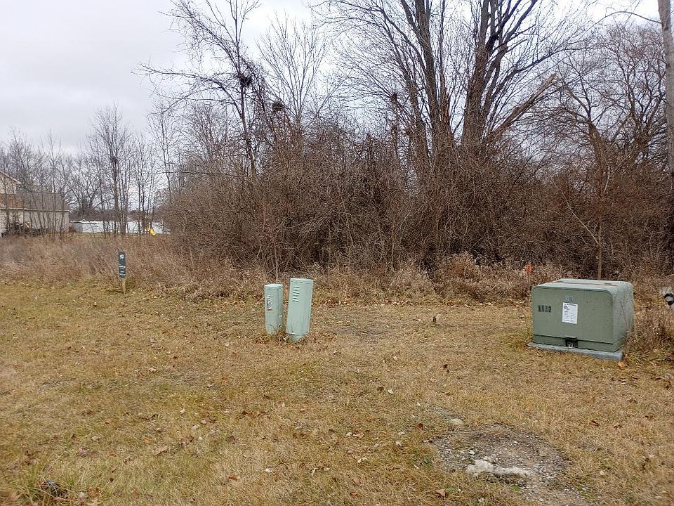 2nd image of 11420 Grand Oaks Dr
