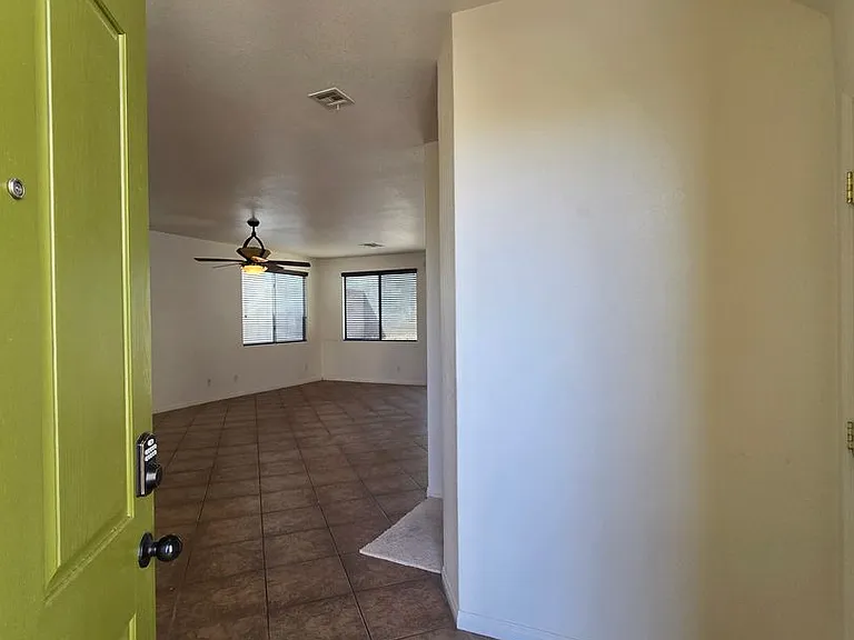 9164 Craven Ave — Photo 3