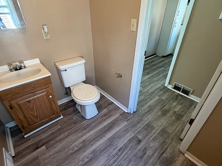 5235 Walker Ave — Photo 2
