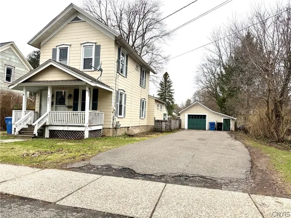 30 Squires St, Cortland, NY 13045