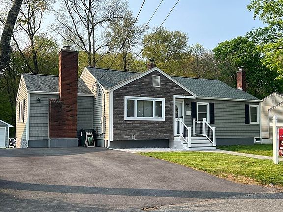 2nd image of 43 Woodway Dr