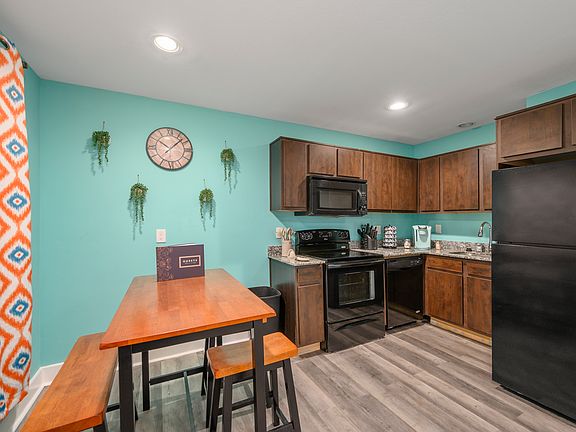5th image of 3611 Murworth Dr APT 19