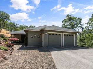 314 Tomahawk Rd, Jacksonville, OR 97530