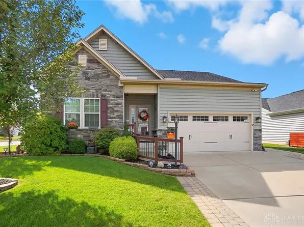 70 Waterford Blvd, Fairborn, OH 45324