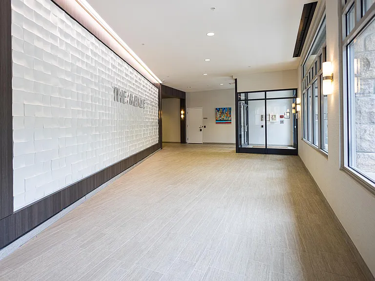 308 Columbus Ave — Photo 43