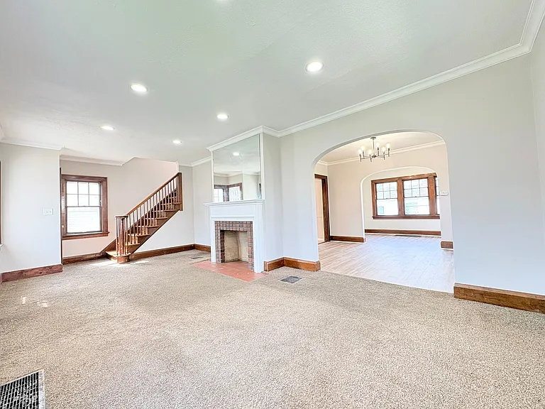 2144 Airport Hwy — Photo 12