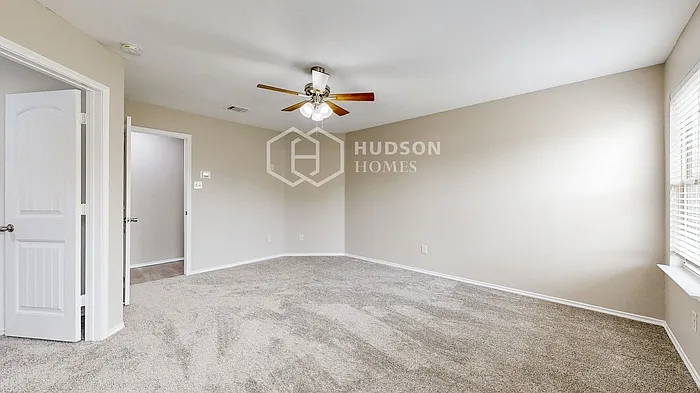 218 Thoroughbred St — Photo 17