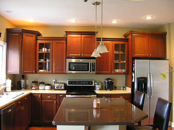 5th image of 12118 Ashland Dr