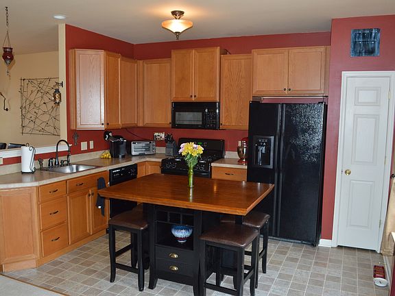 Kitchen with Island