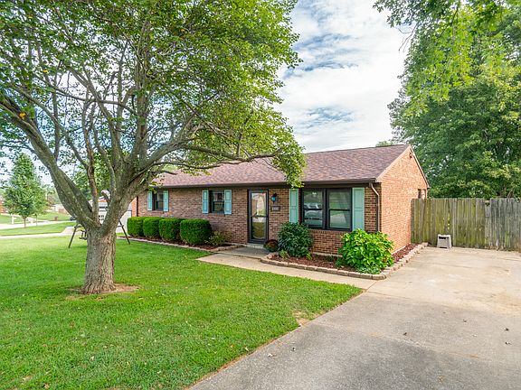 2nd image of 5999 Alma Ct