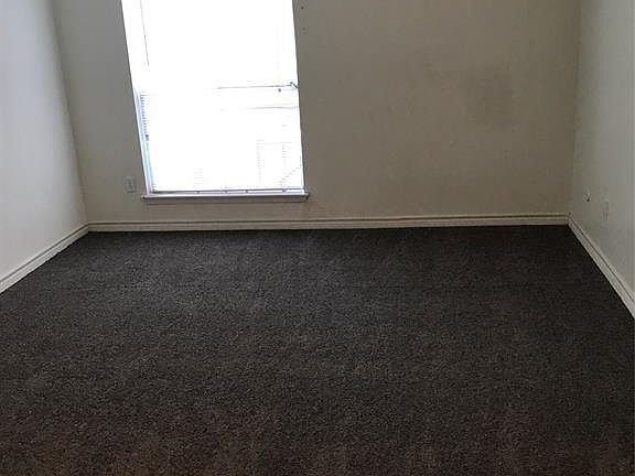 4th image of 5625 Antoine Dr #710