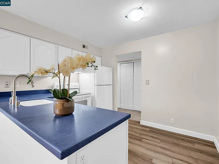 1812 Cole Ave #4 — Photo 16
