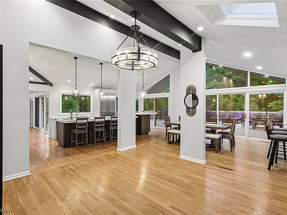 3rd image of 708 Arbor Way