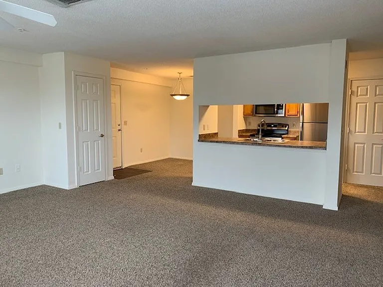 Hamilton at Turman Farms Apartments — Photo 14