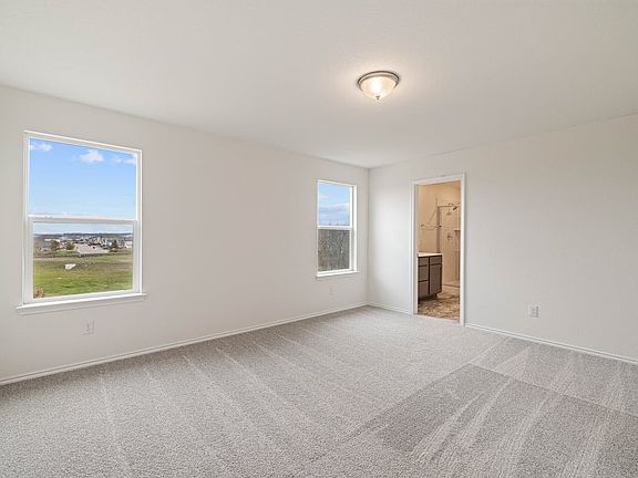 4th image of 336 Katie Elder Dr