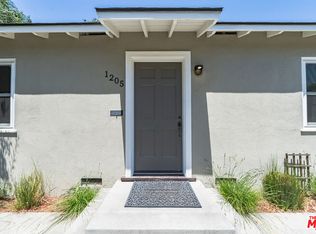 1205 Columbia Pl, Pasadena, CA 91105
