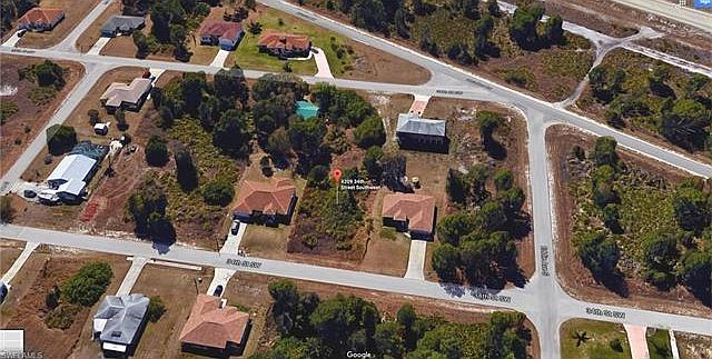 2nd image of 4209 34th St SW