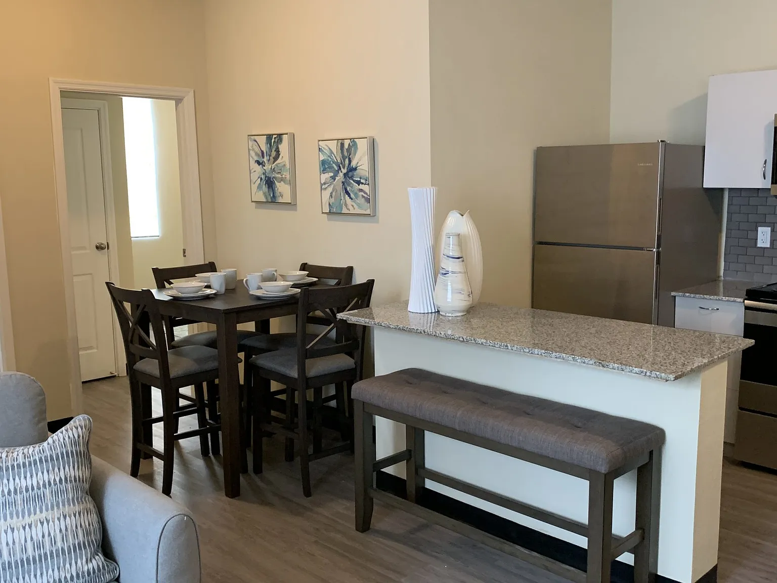 Fountain Hill Apartments — Photo 1