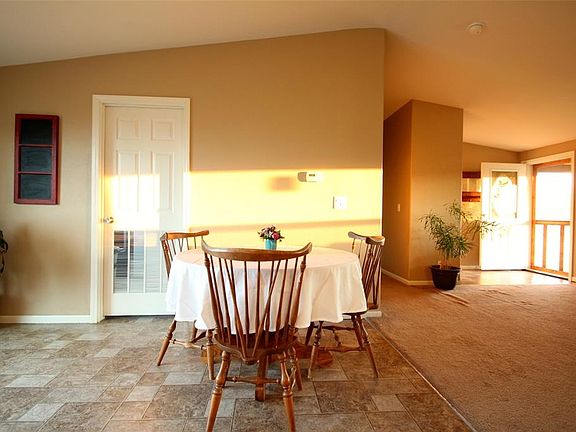 5th image of 501 Parker Dr