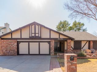 5451 W Desert Hills Dr, Glendale, AZ 85304