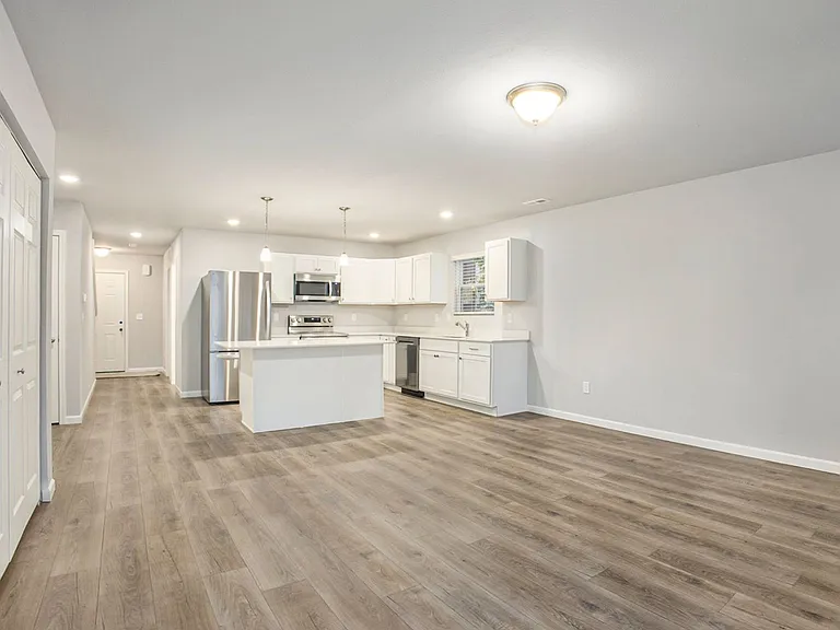 5016A Birchwood Ln — Photo 6